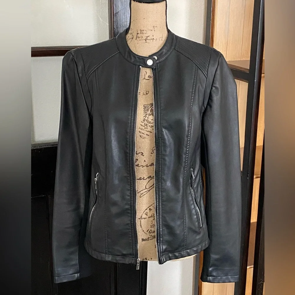 NWOT. Express Faux Leather Moto
Jacket, Sz L - Picture 1 of 10